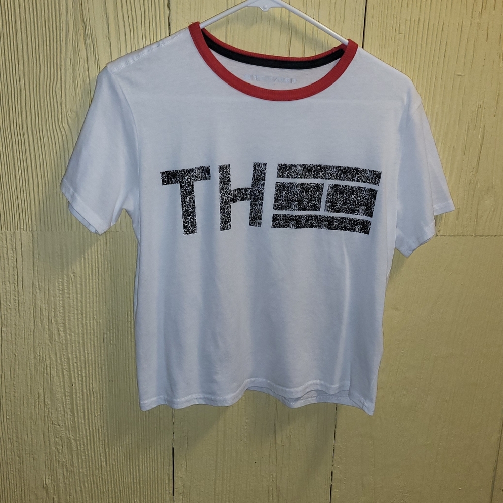 3 for $30 EUC Tommy Hilfiger t-shirt